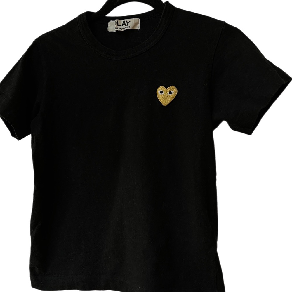 comme des garcons black tshirt with gold heart